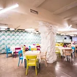 Base 酒店