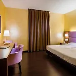 Base Hotel 4*