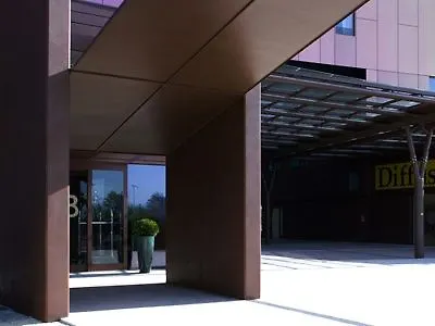 ホテル Base